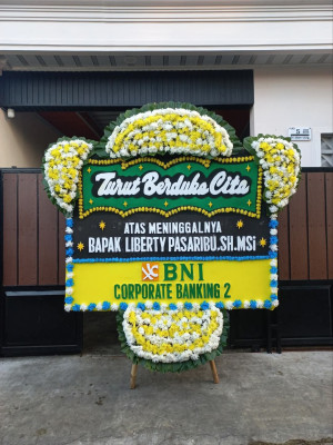 Papan Bunga Duka di Koja