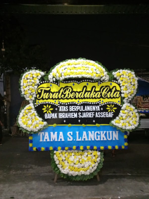 Papan Bunga Duka di Koja